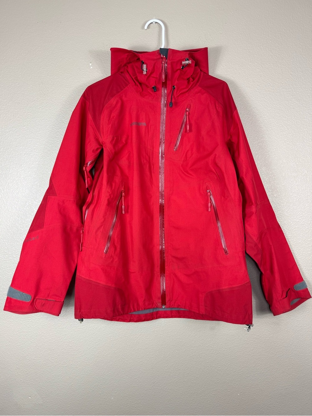 Norrona Gore-Tex Rain Ski Jacket Mens size medium red G